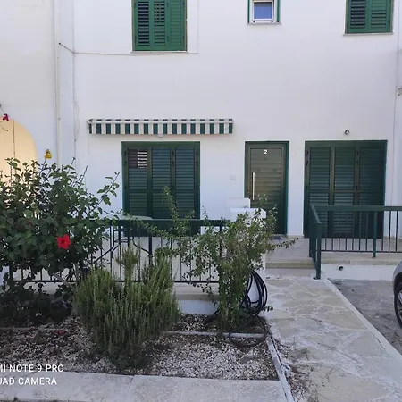 Ikaria Village Cosy Appts * Klorakas