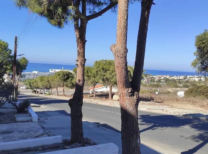 Ikaria Village Cosy Appts Klorakas