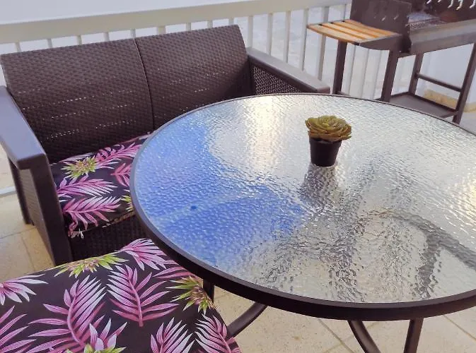 Ikaria Village Cosy Appts Klorakas